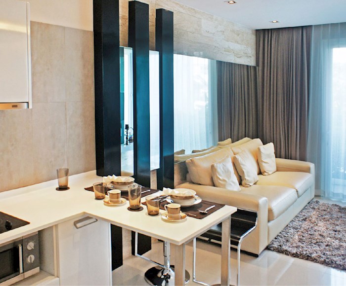 Relaxing environment in the Emerald Central Condominium